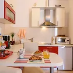 Apartament Dora -free Parking Trogir