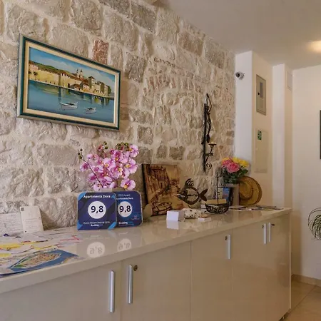 Dora -free Parking Lejlighed Trogir