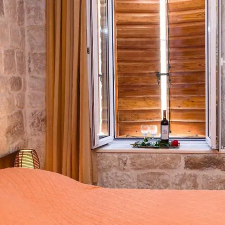 Dora -free Parking טרוגיר