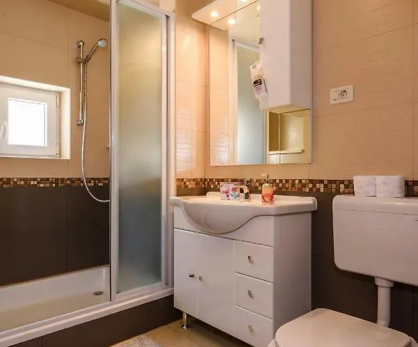 Dora -free Parking Trogir