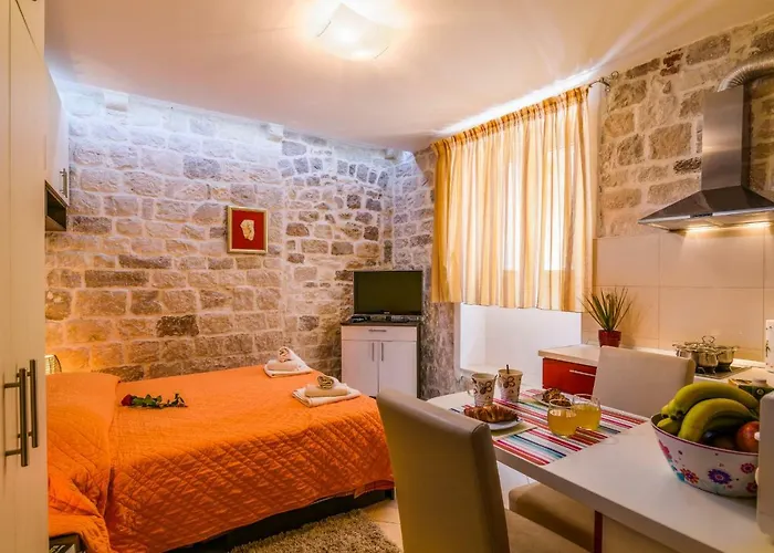 Dora -free Parking Trogir