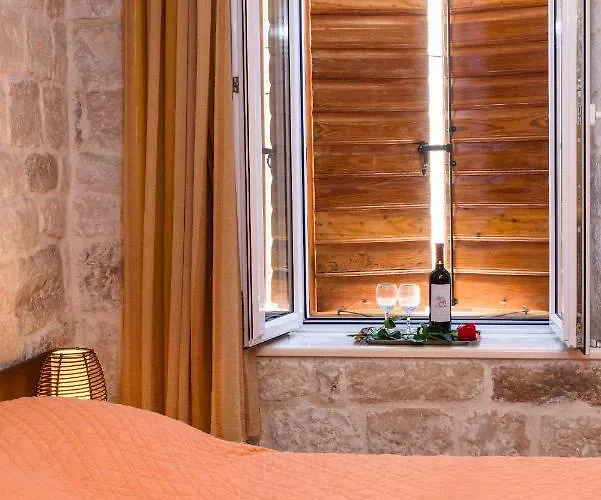 Dora -free Parking Trogir